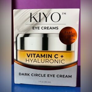Vitamin C + Hyaluronic Eye Cream - (brand new)